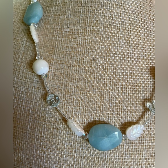 Elegant Amazonite and Carved White Beaded Necklace - Picture 3 of 9